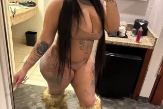 CALIFORNIA BREEZE🌴 Thick Curvy... - Image 1